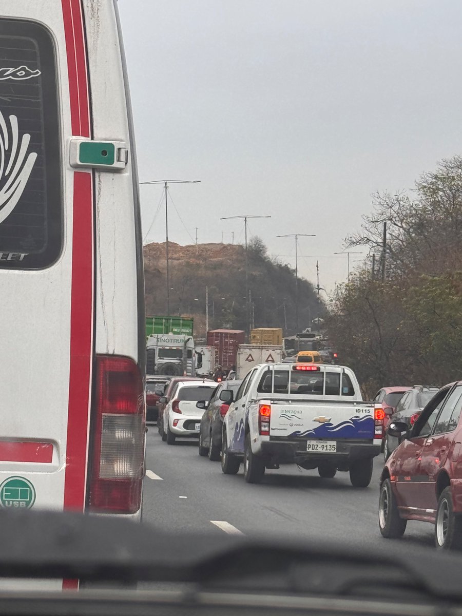 GuarandaCox's tweet photo. @ATM_Transito https://t.co/7lylgT21yS