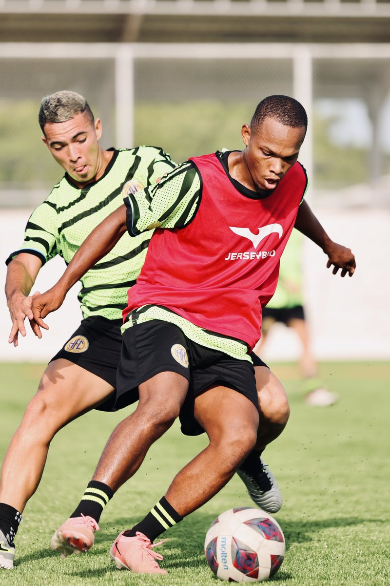 herrerafc_c6's tweet photo. Pre-Temporada https://t.co/VqrzU9qB6x