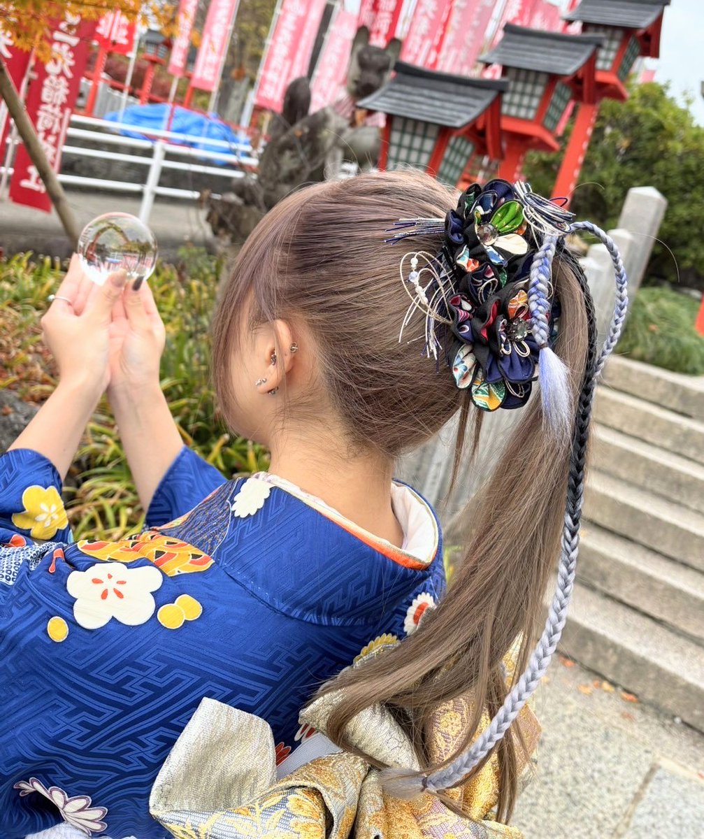 HanaMacherie's tweet photo. 今日は犬山城下町で娘1号の成人式の前撮り📸をしてきました。ヘアメは こらたさんに、着付けは義妹ちゃん、そして撮影は ともよちゃんというスペシャルな皆様にお願いしました♪ 出来上がりが楽しみです❤ https://t.co/Ys93SSVdZD
