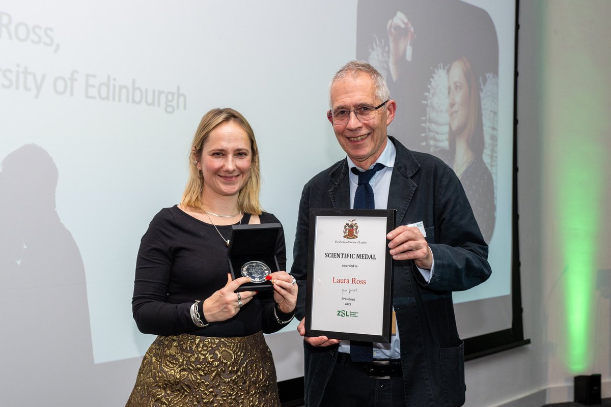 lross_evoento's tweet image. Extremely honoured to receive the @OfficialZSL scientific medal last night! And thanks for having me for a lovely evening
