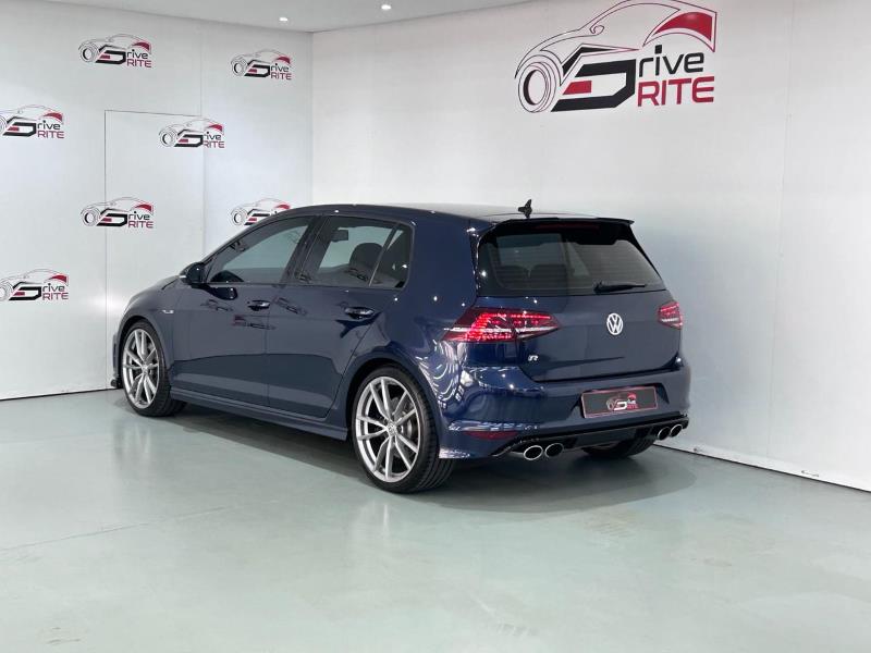 BoitumeloCaleb's tweet photo. R459 800
2015 Volkswagen Golf R Auto 
(88 000 km). https://t.co/1Ya6bqsdyp