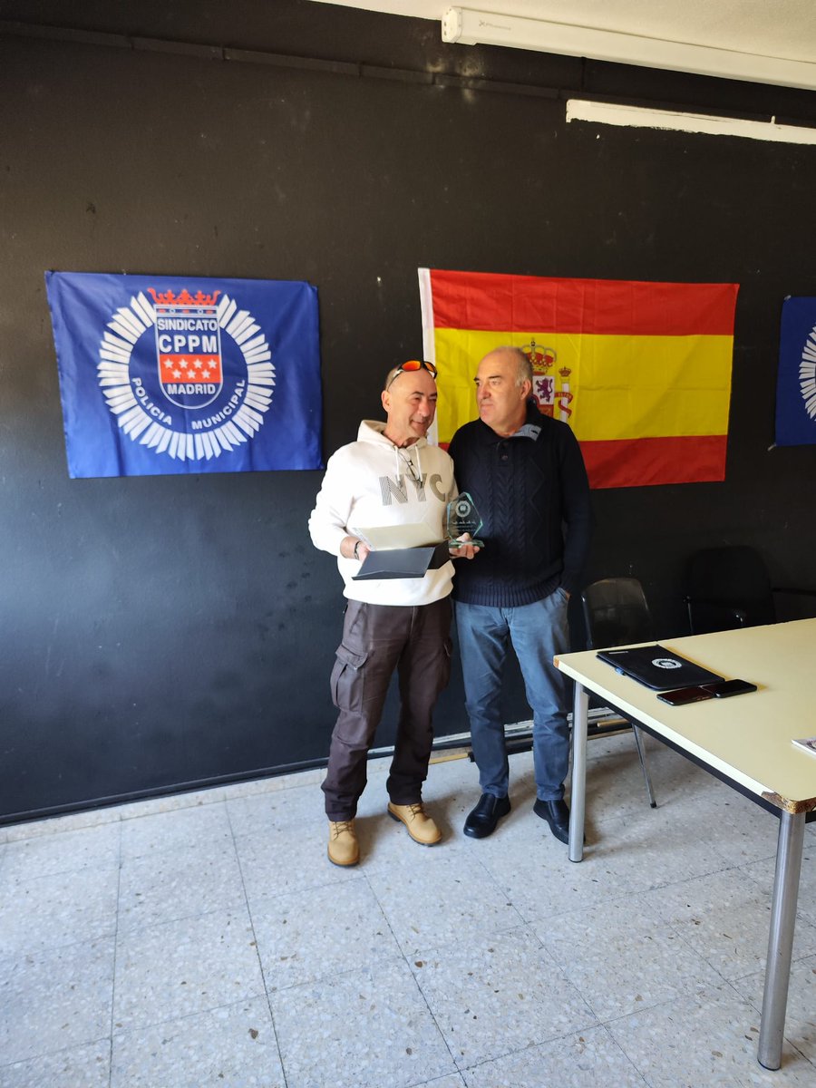 Ayer celebramos la asamblea de Navidad en la que pudimos hablar con más de 80 afiliados, se expuso las negociaciones para 2025 y alguna que otra buena noticia.
Dar las gracias a PC por el trabajo realizado y al Equipo de Gobierno por la visita.
Muchas gracias a todos.