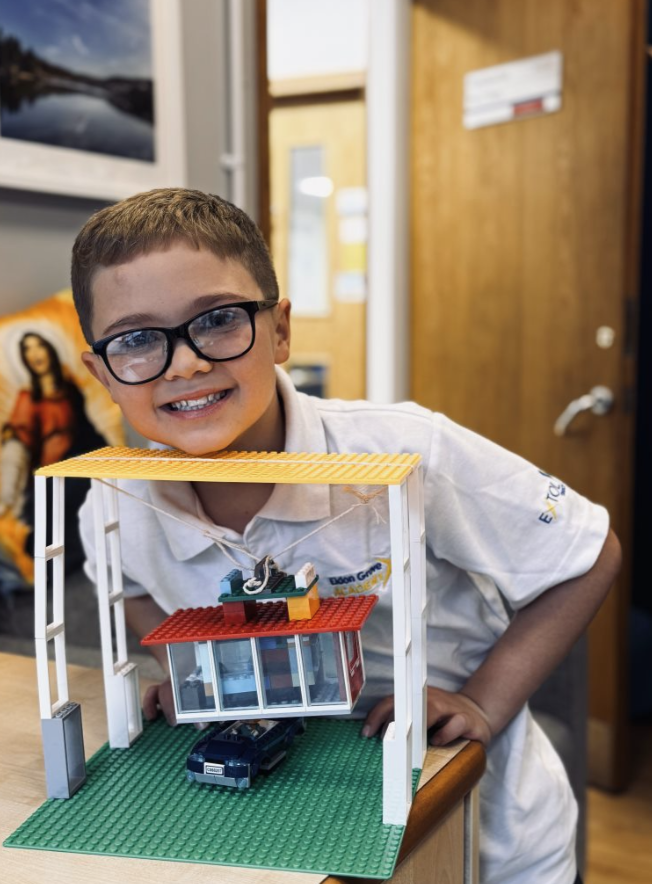 TRIPS &amp; VISITS

This week our Y3 &amp; Y4 children visited Teesmouth. They have been learning about rocks (Y3) &amp; rivers (Y4). They have enjoyed their learning, both in and out of the classroom. We were amazed today when we were presented with a working version of the Transporter!