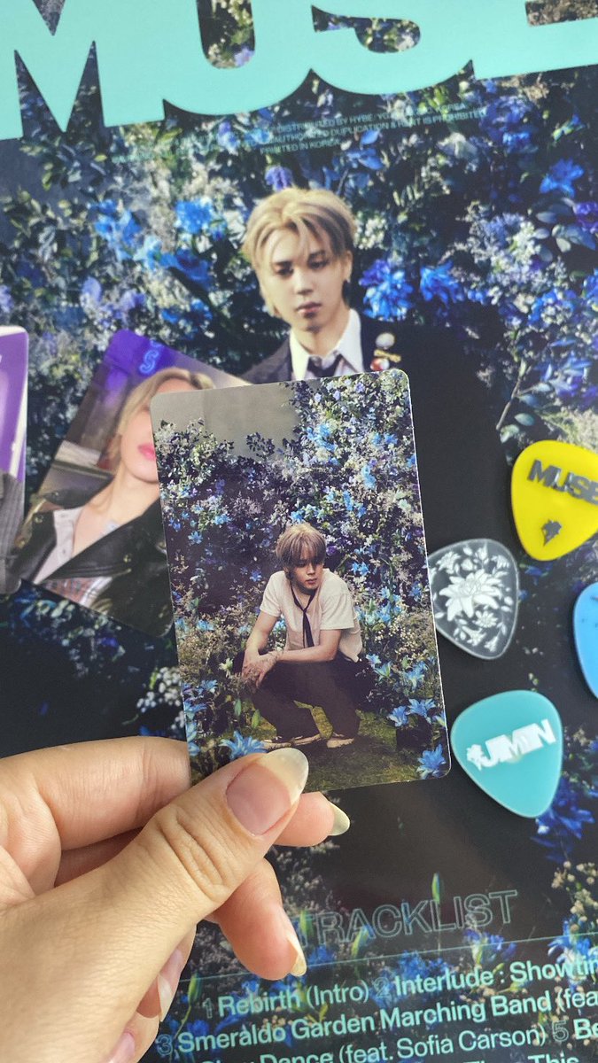 miminthv's tweet image. feedback super positivo para @morekstore pela ceg do pc kakao talk de muse. ele chegou em segurança e super rápido, obrigada por todo cuidado e organização ❤️