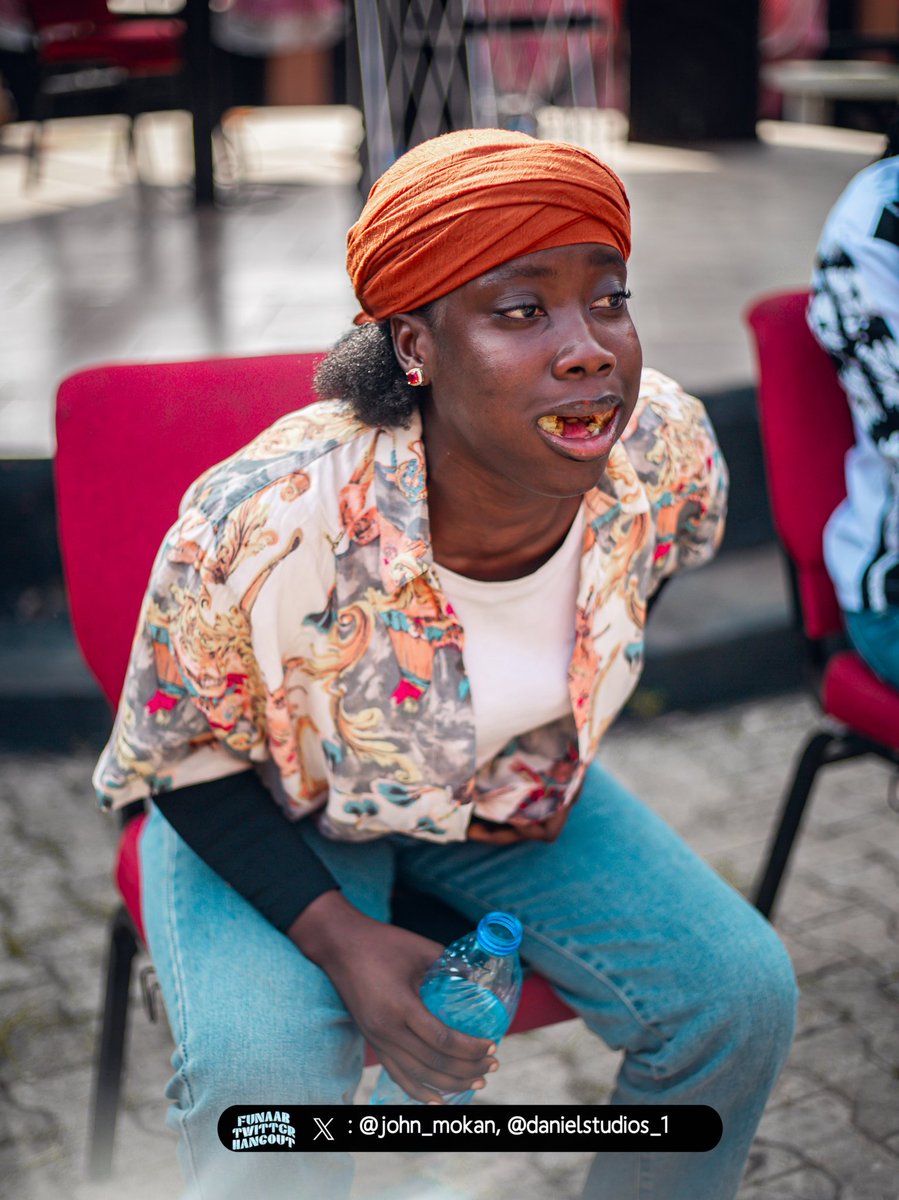 Cheers__Cafe's tweet photo. 4 KINDS Of PEOPLE YOU WILL ALWAYS SEE AT CHEERS EVENTS.

1. The Foodies

We know, we know. But you see that second frame? There's nothing you can say, that girl can consume 7 wraps of fufu. https://t.co/dmZPvxainC