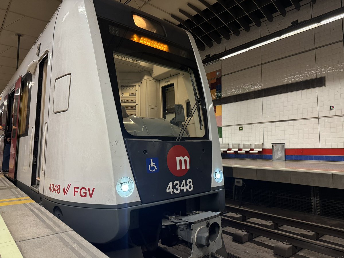 🚇 Metrovalencia recupera l’activitat

✅ Primera setmana:
•Metro: 990.223 viatgers
•Tramvia: 251.474 usuaris
🚦 El dia amb més trànsit: 9/11 (227.545)
📍 Línia més usada: Línia 3 (274.069)
🔝 Estació amb més moviments: Xàtiva (99.571 trànsits)

🔗 comunica.gva.es/es/detalle?id=…
