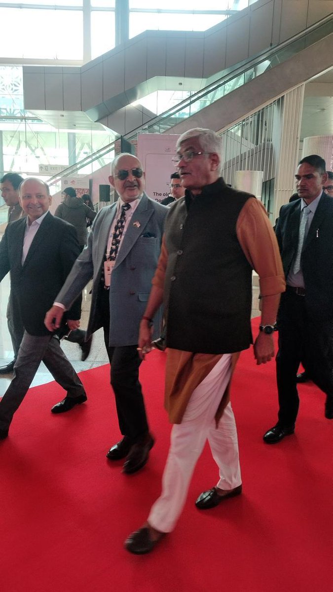 MediaRN_ANI's tweet image. #Gateway2IndoPacific

During the #Inaugural session of 1st Indian Maritime Heritage Conclave #IMHC @Admiral_DKJoshi in his opening address, highlighted the #Historical #Maritime legacy of A&amp;amp;N Islands dating back several millennia, which was the key driver for not only the spread