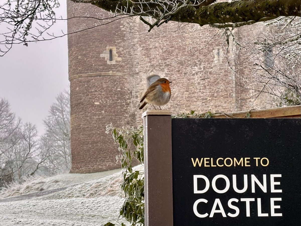 A seasonal welcome to #DouneCastle. 
😊🎅 <a href="/welovehistory/">Historic Scotland</a> #Stirling #Scotland