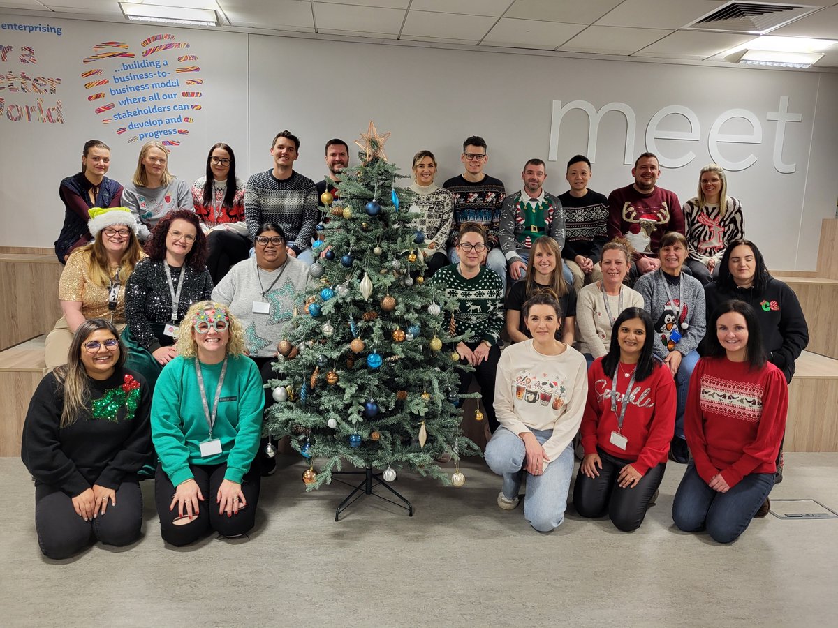 FindelEducation's tweet photo. Yesterday at Findel, we came together to spread some festive cheer and support our incredible charity partner, Place2Be.
Thanks to everyone’s generosity and support, we are thrilled to announce that we’ve raised over £570 in total across all three activities! 🙌 https://t.co/v6u0EdMUEg