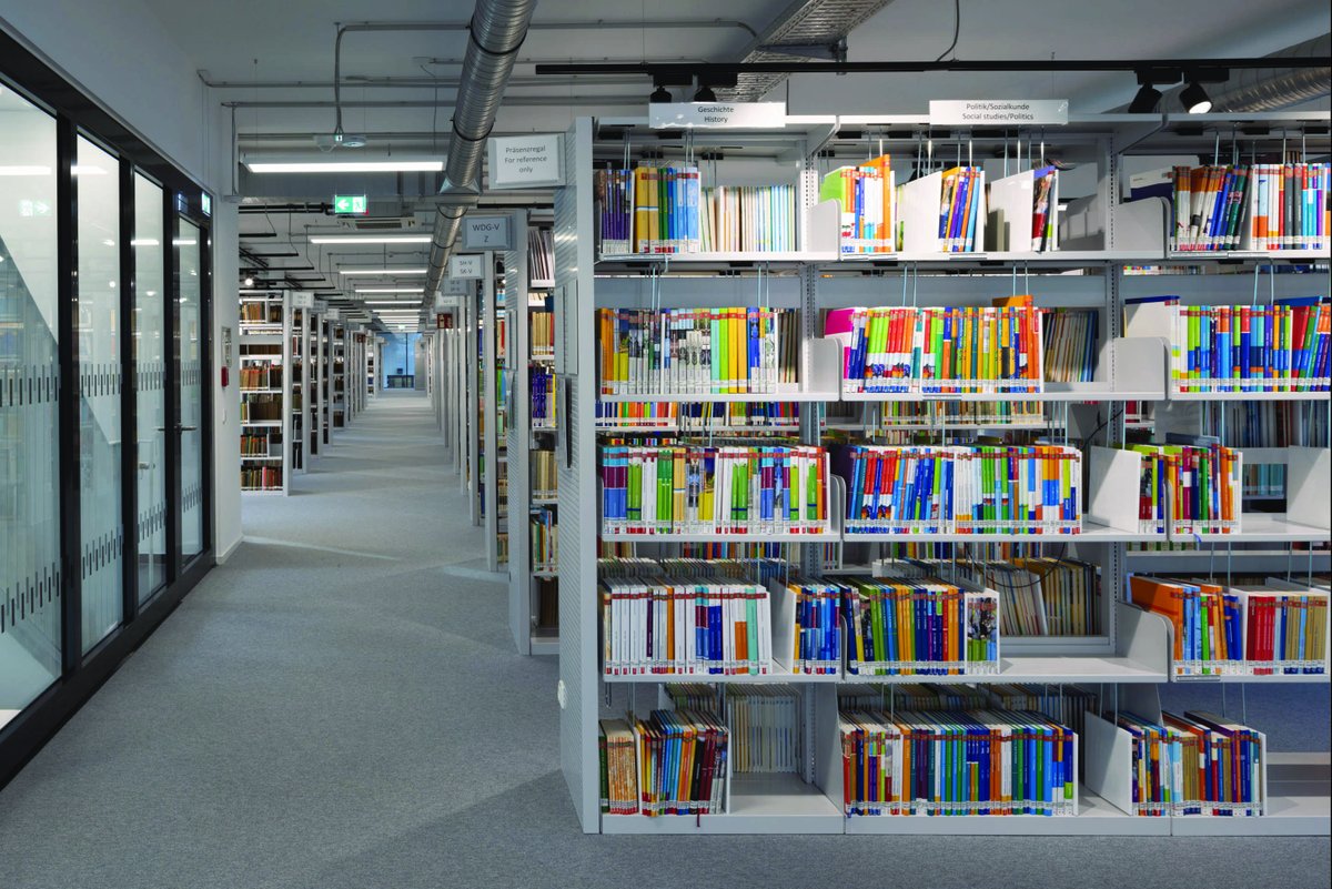 82.000 Laufmeter Schriftgut wurden seit 2010 in KEK-Projekten gerettet <a href="/BundesKultur/">BKM Kultur & Medien</a> <a href="/LaenderKultur/">Kulturstiftung der Länder</a> 💪 Das entspricht fast der zehnfachen Höhe des Mount Everest 🏔️ 
Unsere neue Visualisierung macht den Fortschritt sichtbar kek-spk.de/projekt-visual…