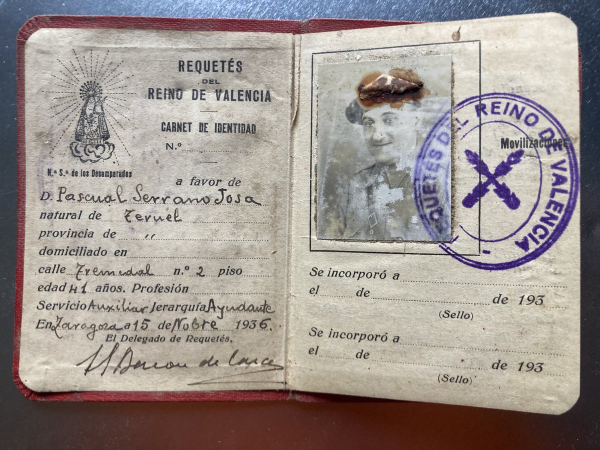 CasarRestituto's tweet photo. Carnet de un requeté de la última guerra. Gracias a @ojosbandidos https://t.co/IeYA2WFY8B