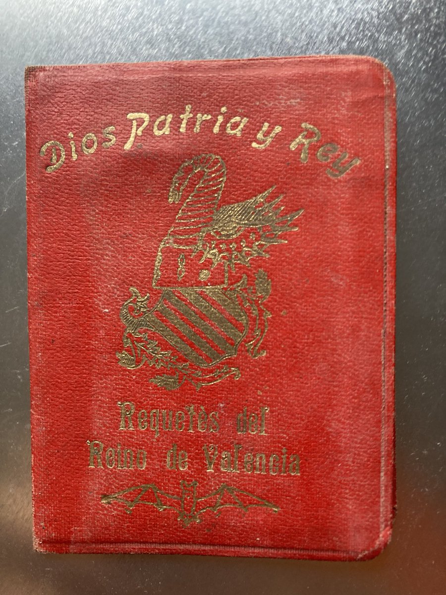 CasarRestituto's tweet photo. Carnet de un requeté de la última guerra. Gracias a @ojosbandidos https://t.co/IeYA2WFY8B