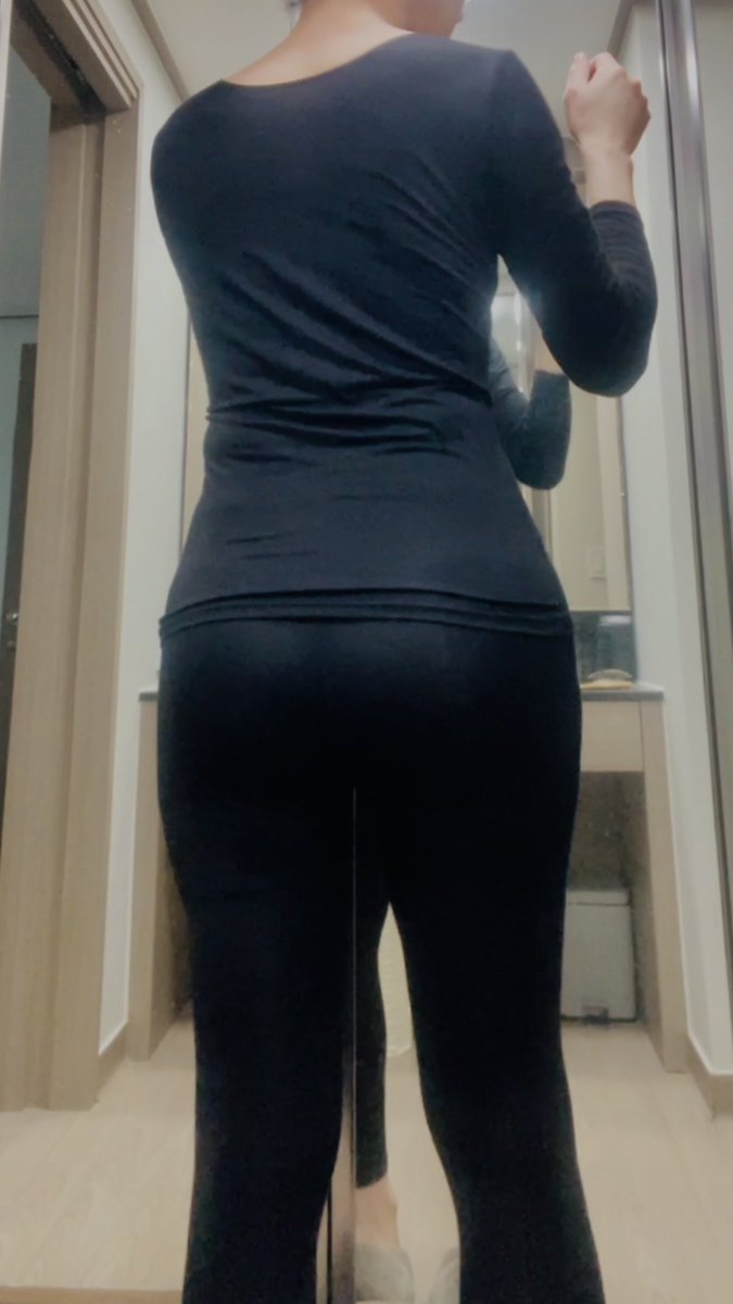 #고양이 #크리스마스 #교통사고

교통사고 후유증..

방어운전들 하세요..

에고 허리야