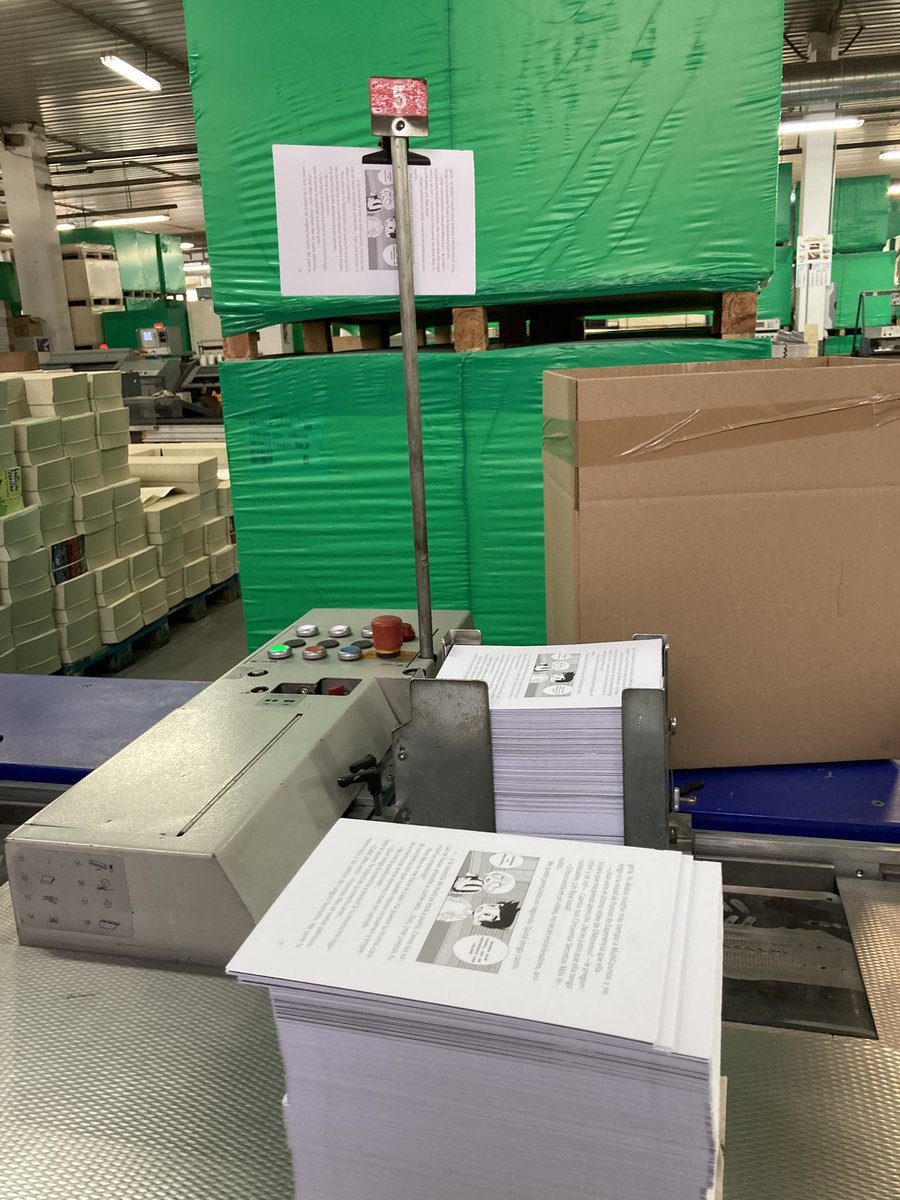 PabloCReyna's tweet image. Tantos años en el sector y nunca había visitado una imprenta hasta hoy. ☺️ #MultiCosmos
(Subo las imágenes más sosas porque las chulas todavía no las puedo compartir).
tormentalibros.com/es/coleccion/m…