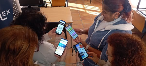 💡Un grupo de mujeres ha creado una App para facilitar la gestión de trámites digitales tras formarse en #programación en el Espacio Digital de Los Santos de Maimona.👏

📲Integra trámites con la Admón, portales de empleo, compras online, geolocalización y ubicaciones útiles.