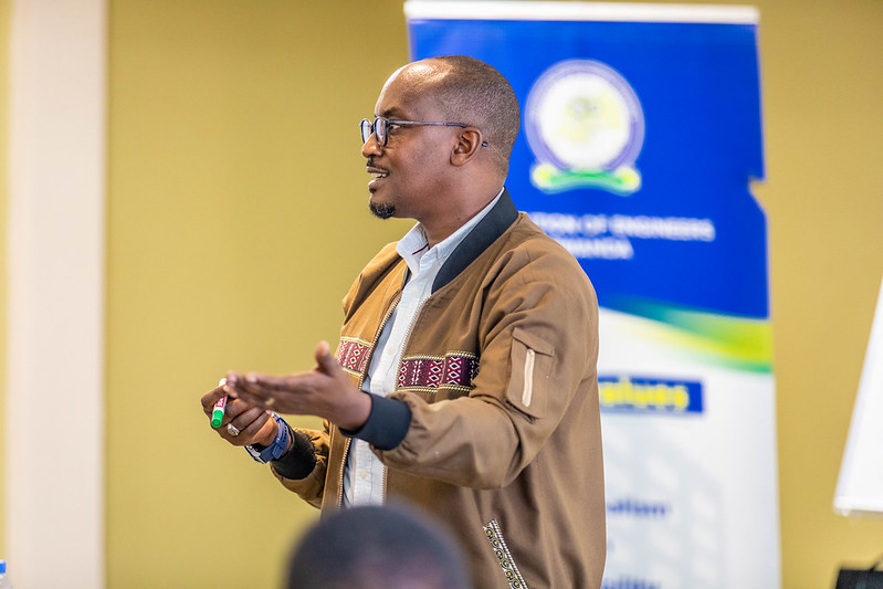 RwandaEngineers's tweet photo. Today, December 11th, at least 50 engineering professionals finalised  a five-day intensive training on soft skills. 

The training was organized by the Institution of Engineers Rwanda (IER) in collaboration with the Royal Academy of Engineering through the Africa Catalyst Project.

Mr. Steven SABITI, the CEO/Executive Secretary, officially closed the training and commended the Royal Academy of Engineering for funding the Africa Catalyst Project,
and Tasks Africa for leading the training sessions.