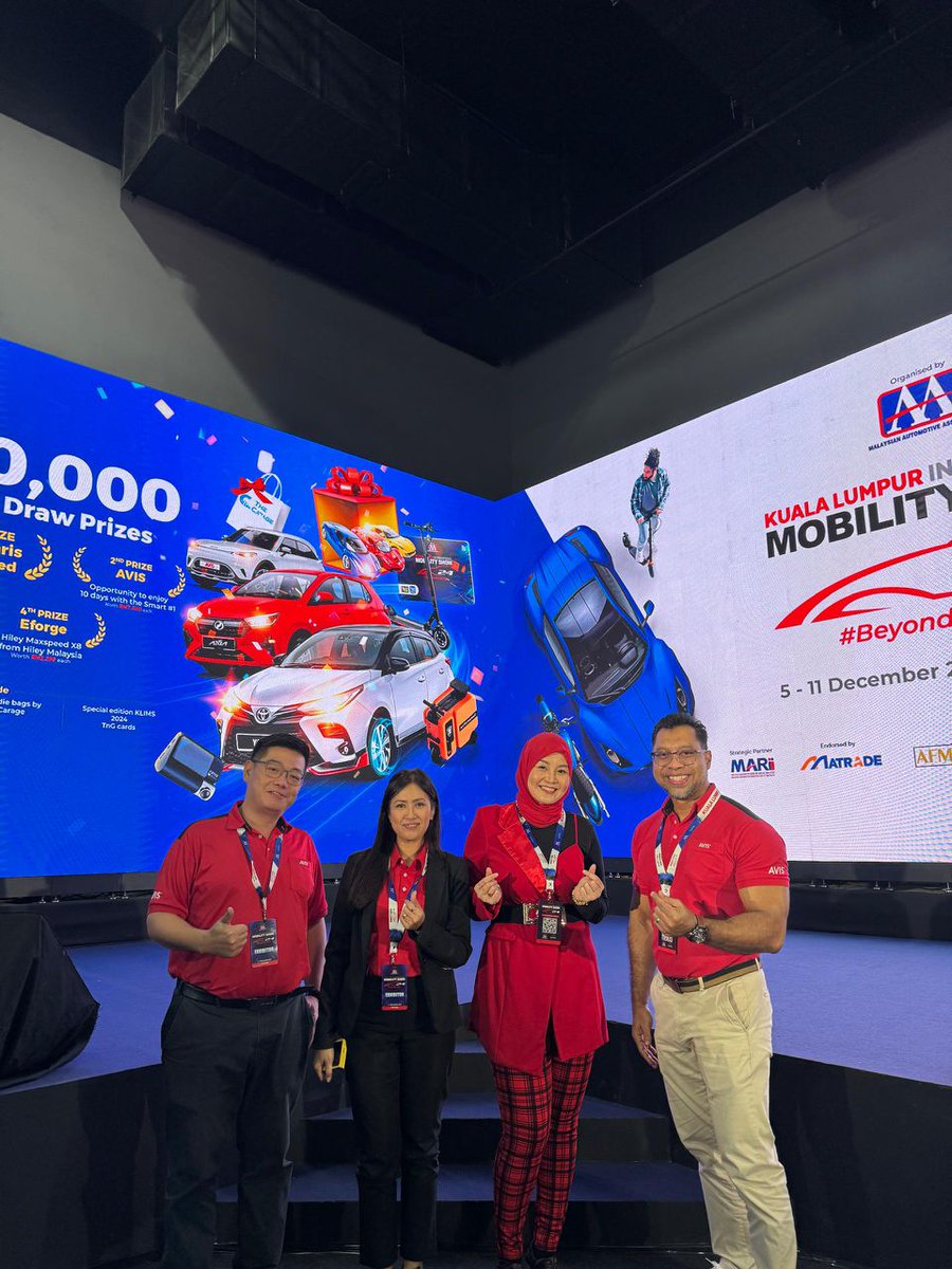 AvisMalaysia's tweet image. Here's a glimpse of the inspiring stage presentation by Pn. Noryuhanis, our Head of Sales &amp;amp;  Pn. Hazilin, Customer Service &amp;amp; Reservations Manager, as they share valuable insights and showcase our latest offerings at KLIMS 2024!
#AvisMalaysia #KLIMS2024 #OfficialMobilityPartner