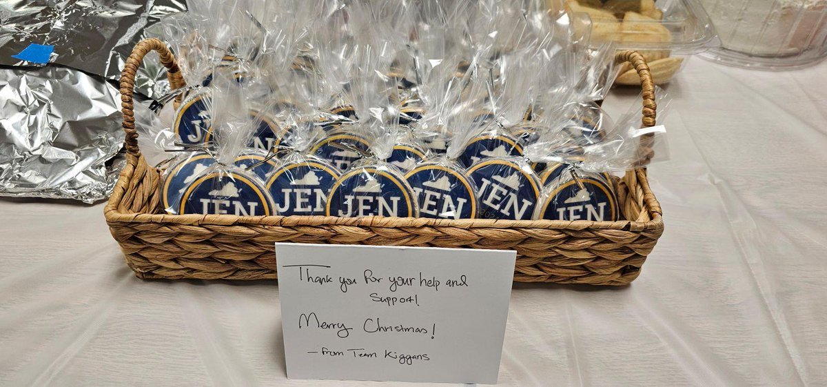 JenKiggans's tweet photo. On Monday, my team and I attended the @RPofVB's festive holiday party..! It was a fantastic evening celebrating a successful campaign and also celebrating the season with so many great people (and I hope everyone enjoyed the cookies)!
#HolidaySeason #VA02 #WinIn2024