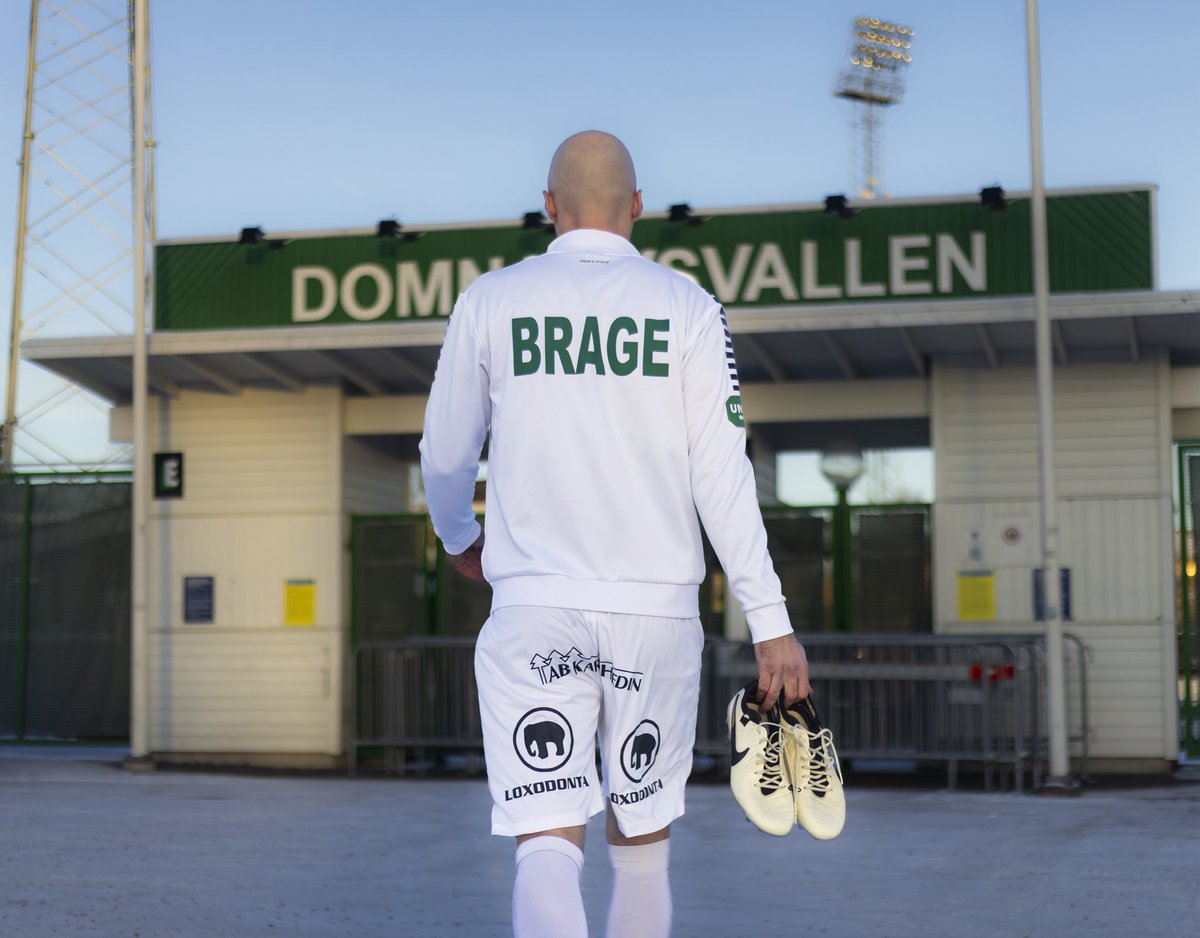 ik_brage's tweet photo. Välkommen hem 💚

#ikbrage #grabbarnaavstål #enviljaavstål #borlänge #dalarna #superettan #tillsammansärviikbrage https://t.co/huGZMDkJ5N