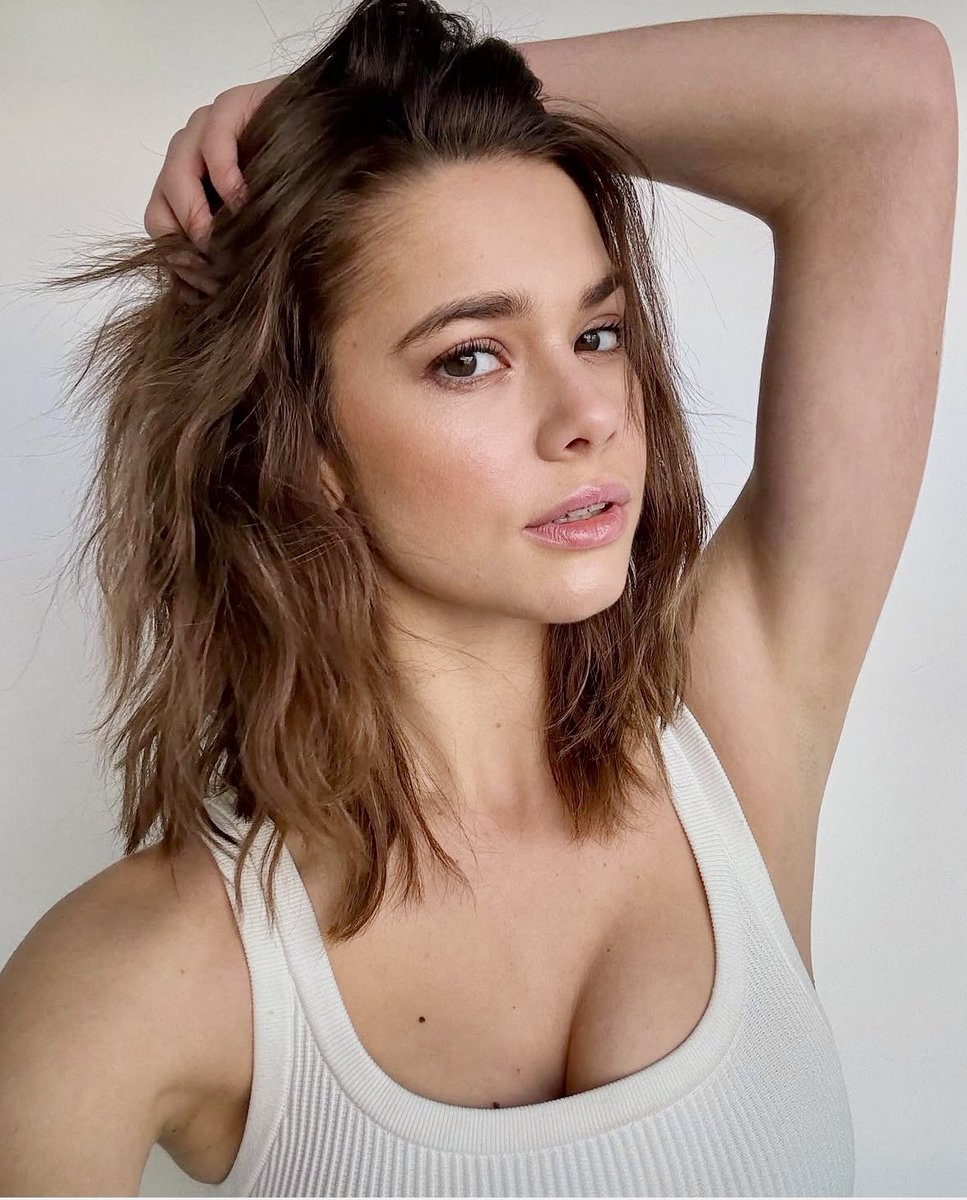 AxilasdeMujeres's tweet photo. #axila #axilas #armpits #armpitfetish #armpitlovers #axilla #axillary #underarms #underarmhair #hairyarmpits #smootharmpits #sexyarmpits #armpitselfie #armpitmod #fetiche @axilas_mujer @AxilasB @Armpit__Mania @AxilasL @armpitsporn @FemaleUnderarms @armpitxgalaxy https://t.co/MCHDanTzkO