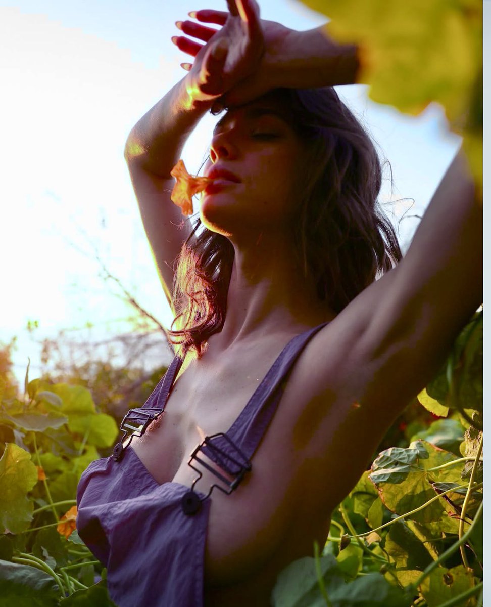 AxilasdeMujeres's tweet photo. #axila #axilas #armpits #armpitfetish #armpitlovers #axilla #axillary #underarms #underarmhair #hairyarmpits #smootharmpits #sexyarmpits #armpitselfie #armpitmod #fetiche @axilas_mujer @AxilasB @Armpit__Mania @AxilasL @armpitsporn @FemaleUnderarms @armpitxgalaxy https://t.co/MCHDanTzkO
