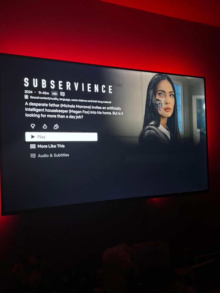 10/10 This movie is a must watch just proves a nigga will hunch anything 😂🤦🏽‍♀️