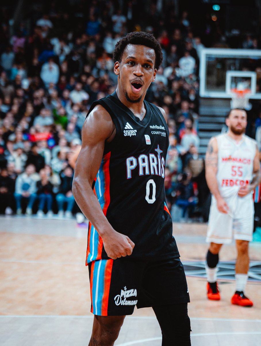 ParisBasketball's tweet photo. Mood https://t.co/t6GhrfcBzk