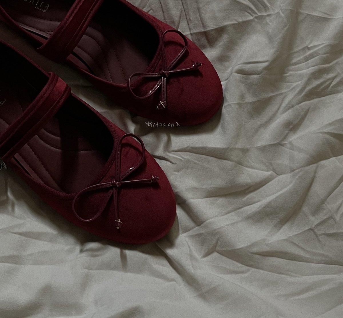 9bintaa's tweet photo. — thalya flat

maroon https://t.co/dNJMiFpOdh

asli ini CAKEP BGT, aku liat hari ini- besok 12.12 dia lg diskon jd 80ribuan aja🥹🤏🏻

bahannya bagus, nggak kaku bagian belakang gabikin lecet samsek. solnya jg ga licin. ada 4 warna yaaa. aku up 1 size di 40!! ga licinnn super nyamannn👌🏻