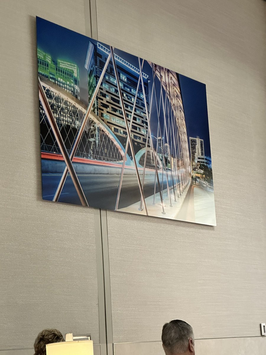 tmlebeau's tweet photo. Cool when you’re traveling for work, sitting in the @americanair #AdmiralsClub (Terminal A) @dfwairport and you notice the pictures on the wall are of some iconic landmarks in the DFW Region. You also notice that two of those landmarks were built by your company.

#KAPBCS @Sundt https://t.co/LDDX3a7lEA