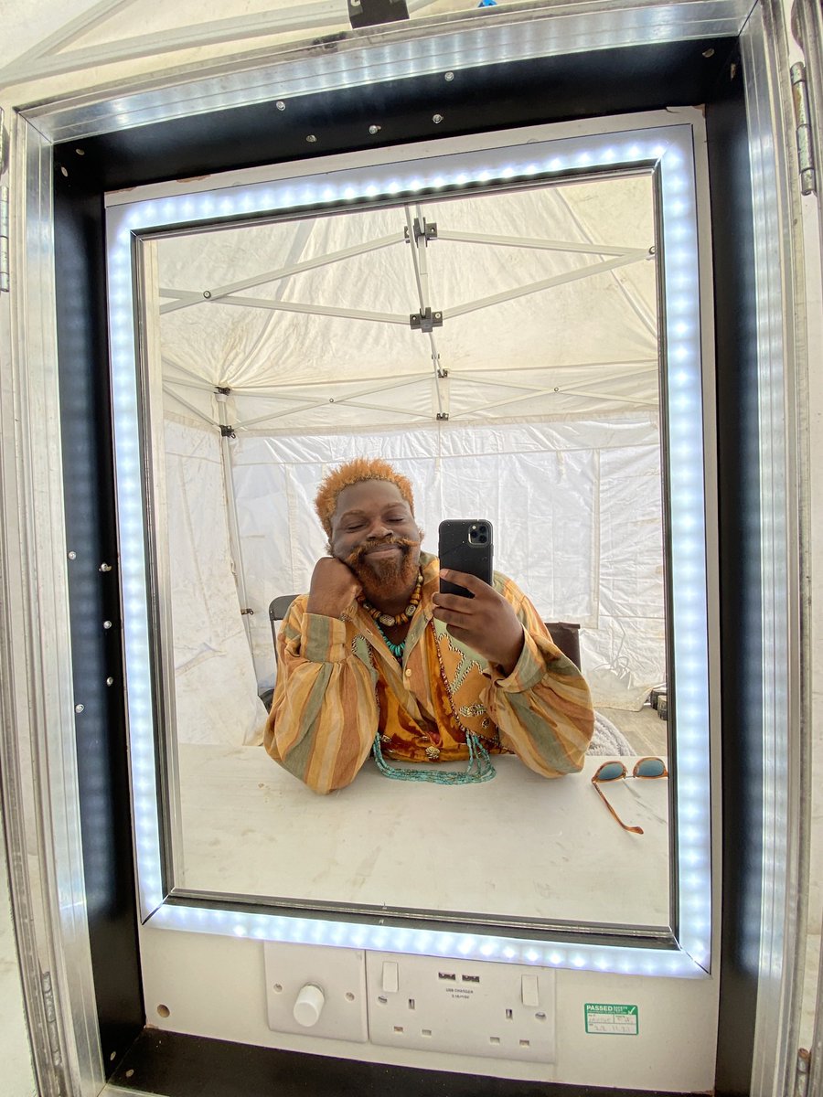 gabrielmokake's tweet image. I believe that my new profile should say actor always on a balcony 🤭 this was a dream project to be a part of working with Mr. John M Chu, Christopher Scott, universal pictures and my sister Cynthia Erivo 💚🧙🏿‍♂️🩷