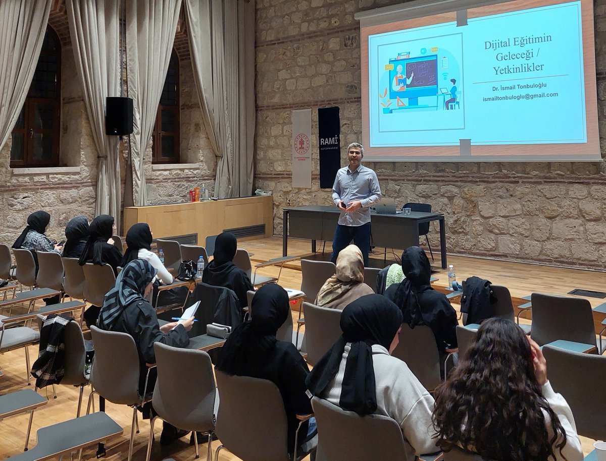 "Dijital Eğitimin Geleceği ve Yetkinlikler" konusunu Rami Kütüphanesi - Eyüp ve Öncü Eğitimciler - Üsküdar'da öğretmen adaylarıyla ile değerlendirdik...

<a href="/ramikutuphanesi/">Rami Kütüphanesi</a>  <a href="/oncuegitimciler/">Öncü Eğitimciler</a> 
<a href="/marmara1883/">Marmara Üniversitesi</a>