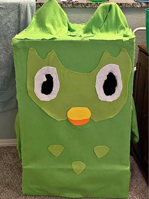 DuolingoBrasil's tweet image. O ano ta acabando mas eu to acabado faz tempo