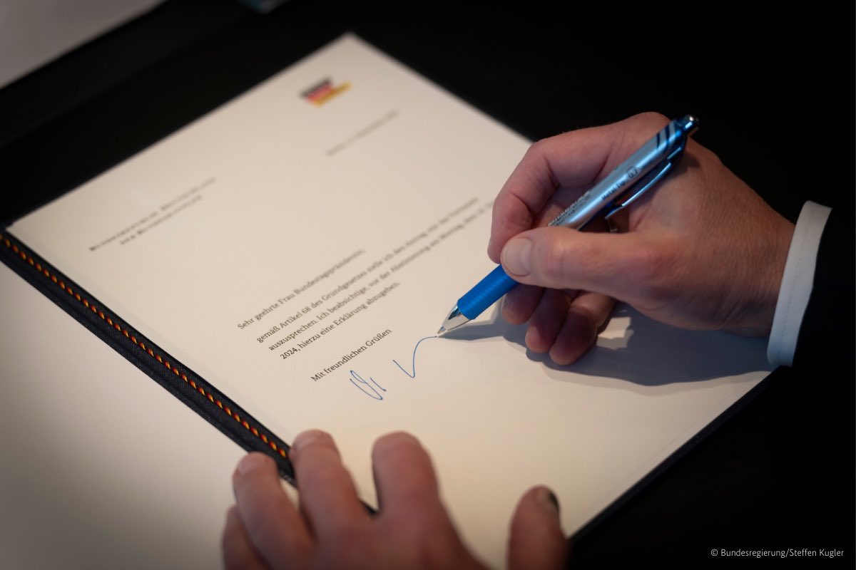 Bundeskanzler a.D. Olaf Scholz tweet media