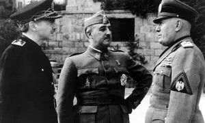 Elkarre1's tweet photo. Le he pedido a la IA de X que me dibuje a Franco en una reunión gay y me ha dicho que no hacía falta dibujar, que pillaba la foto de archivo. https://t.co/ol00pj9xnj