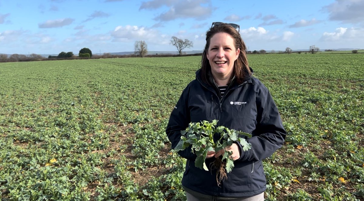 CortevaUK's tweet image. 🗣️ “The atmosphere at Corteva is very positive and productive, and I feel proud to be part of it.” 

Abi Morton, Corteva’s Area Manager for the Midlands region in the UK, shares the inside scoop on #LifeAtCorteva. 

Read her insights: bit.ly/3UfsxUI