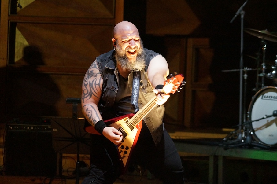 Stratuz hace historia al presentarse junto a la Orquesta de Rock Sinfónico Simón Bolívar.

<a href="/LaCrestaEnLaOla/">Cresta Metalica Producciones</a>
<a href="/stratuzofficial/">STRATUZ OFFICIAL</a>

Lee más detalles:
pasionpais.net/cultura/stratu…
