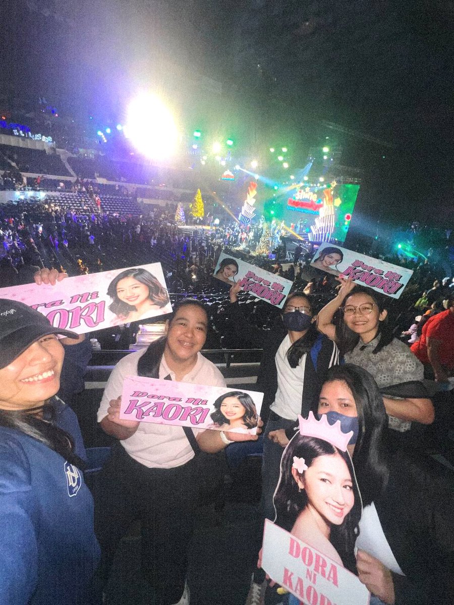 DNKofficial_'s tweet photo. Thank you sa mga DORAS na nag team live sa araneta 🥹 

I know sobrang busy na natin kumpara noon pero nagbigay parin kayo ng effort at oras to support our BEST GIRL KAORI 🫶🌸

#KaoriOinuma | @kaori_oinuma https://t.co/nqK86kQtVc