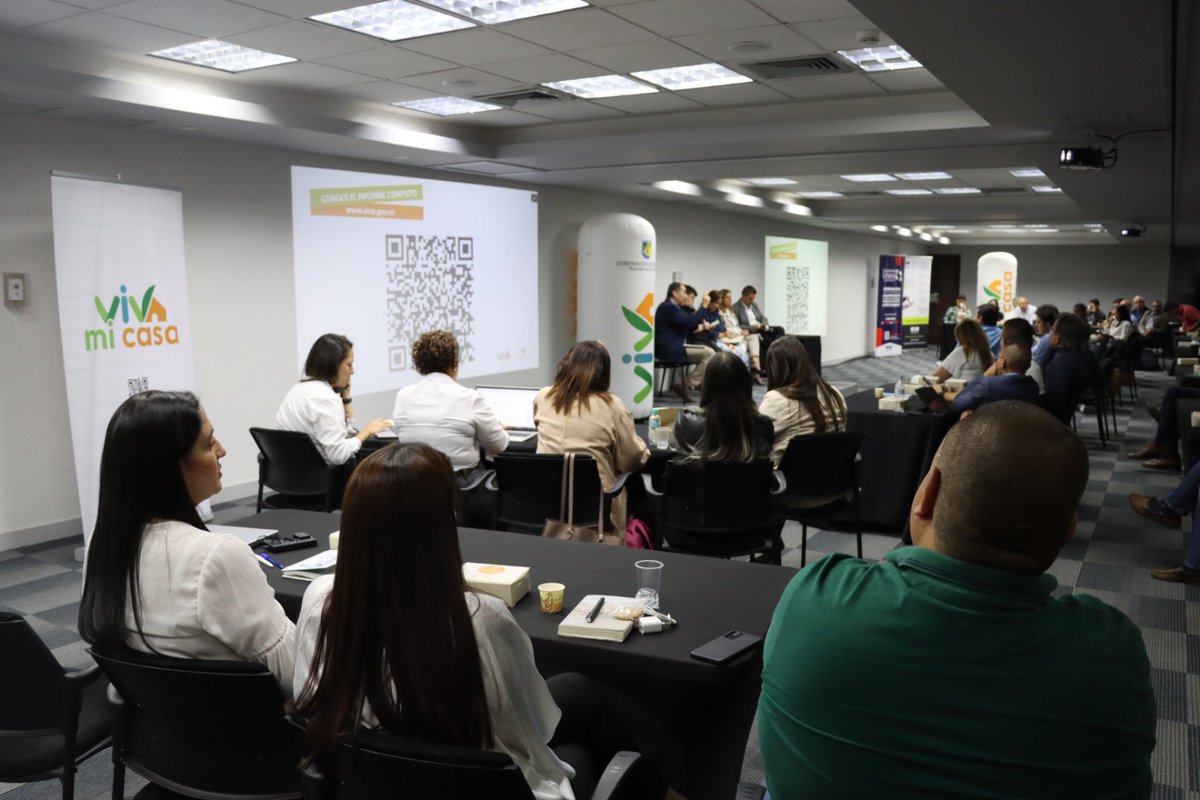 VIVAantioquia's tweet photo. ¿Qué ha hecho el Centro de Pensamientos adicional a este informe ? 
��Análisis de desistimiento 
💡Subsidiariedad
💡Se encuentra en elaboración financiación de vivienda. #VivaCumple✅ @GobAntioquia #VivaLab https://t.co/SCSuRS3uvS