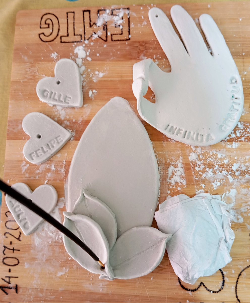 macradore's tweet photo. Cerámica fría! Feliz con los resultados, trabajos en proceso 💪🏻🥰 #ArteTerapia #PorcelanaFria  #Emprendedores @macradoreuy https://t.co/Dj2UvjpYIP