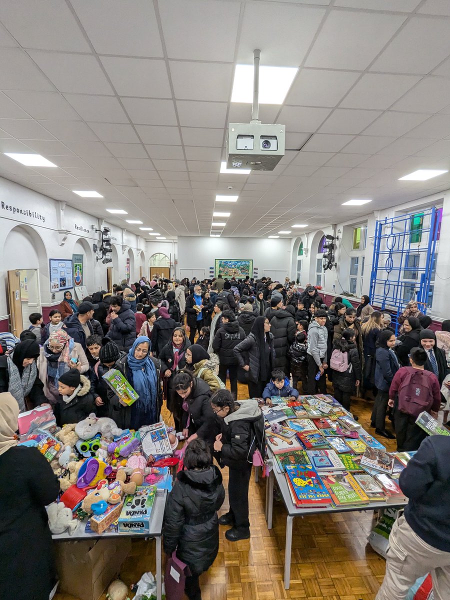 The annual winter bazaar in full swing, raising money for local charities <a href="/infostaugs/">St. Augustine's Centre 🧡</a> <a href="/HalifaxFridge/">Halifax Community Fridge</a>