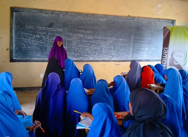 nowei_kenya's tweet photo. As 16 days of Gender Activism culminates, we had an impactful and inspiring event! Instilling leadership skills in young girls from Isiolo is a vital step towards addressing GBV, teaching them to speak out and become ambassadors of change in advocacy, awareness, prevention of GBV https://t.co/kHV17yRgS3