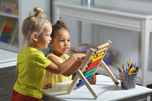 New training alert! This will support both new and experienced staff working in the early years to establish high-quality indoor and outdoor learning environments that meet the changing and diverse needs of their cohorts. 
👇👇
hub.hfleducation.org/shop/establish…