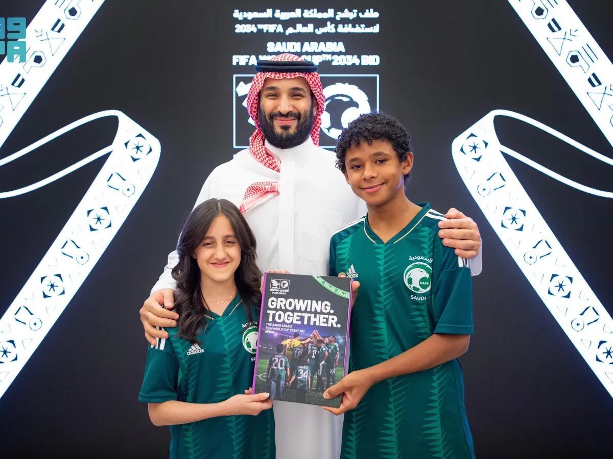 mans00o's tweet photo. 🚨🚨🚨🚨

سحب على مبلغ مالي لشخصين 💵💵

بمناسب الحدث التاريخي لـ المملكة العربية السعودية نحن على أعتاب لحظة تاريخية ستُخلد في ذاكرة الأجيال القادمة

-متابعة الحساب
-ريتويت 

#كاس_العالم_2034
#ﺗﺮﺷﺢ_اﻟﺴﻌﻮدﻳﺔ2034
#معًا_ننمو
#السعودية https://t.co/8nogzjerR5