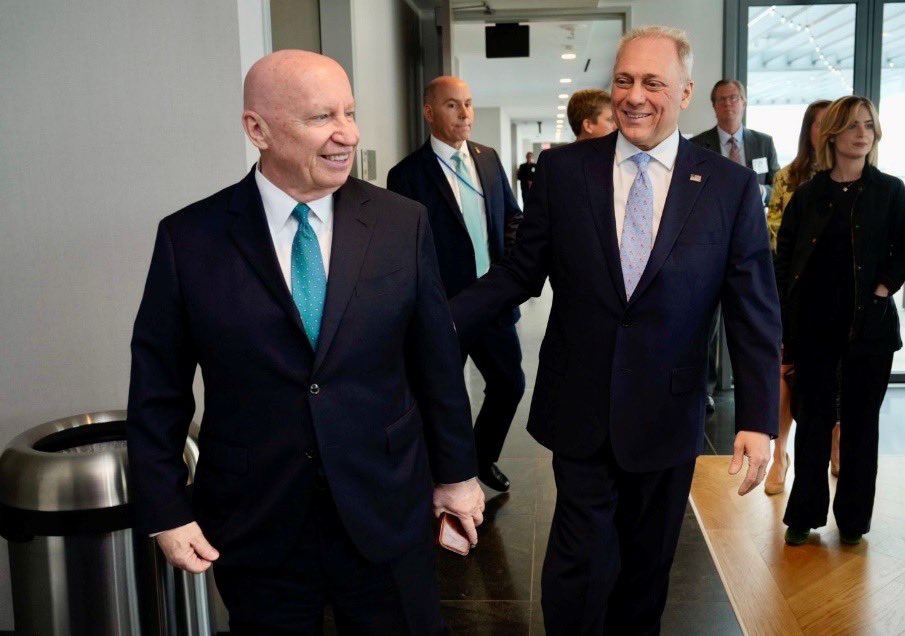 APIenergy's tweet photo. Great to talk tax policy with @stevescalise, @RepKevinBrady &amp; @BizRoundtable. A globally competitive tax code is critical to ensuring the next chapter of our energy future is written here in America. https://t.co/3i03Gek8Lr