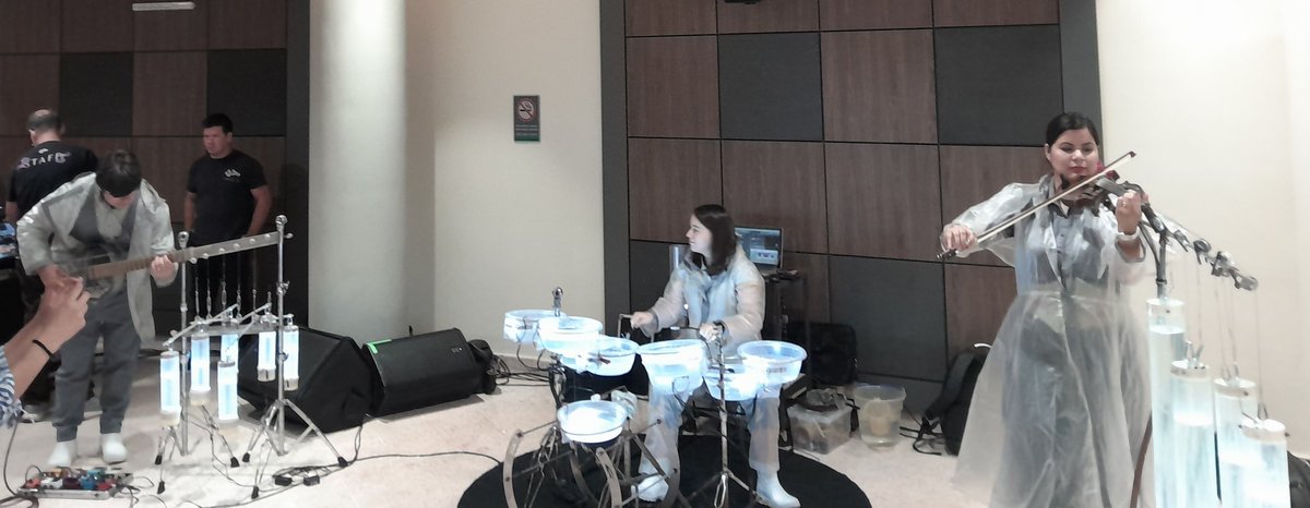 capegalarza's tweet photo. Lanzamiento de la plataforma de acción sobre el plástico en Paraguay con la orquesta H2O @mambiente_py @Ceamsopy https://t.co/rBv9SYqm8i