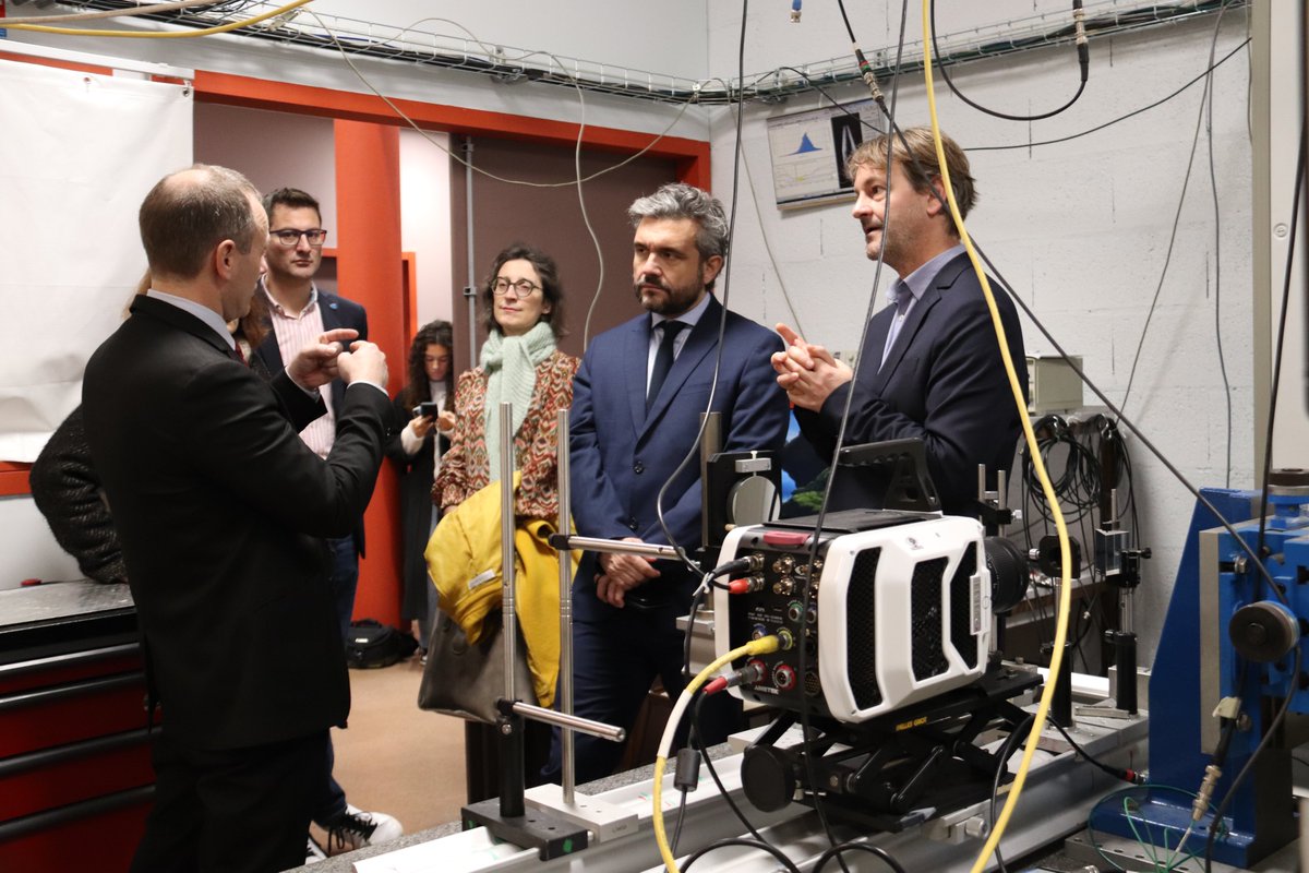 Univ_Orleans's tweet image. Visite du recteur @PhiAgresti sur le campus d&apos;Orléans La Source pour échanger avec les équipes et découvrir les #projets innovants portés par l&apos;@Univ_Orleans
✨Une visite inspirante, au cœur des enjeux de l’enseignement supérieur, de la recherche et de la réussite étudiante !