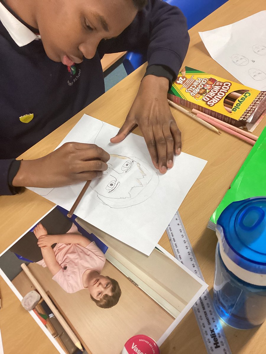 Da Vinci, eat your heart out! 
The children are working hard this afternoon sketching portraits of their peers. I am so proud of their effort! 👨‍🎨🖼️🖌️🎨 <a href="/paganelschool/">Paganel Primary</a>
