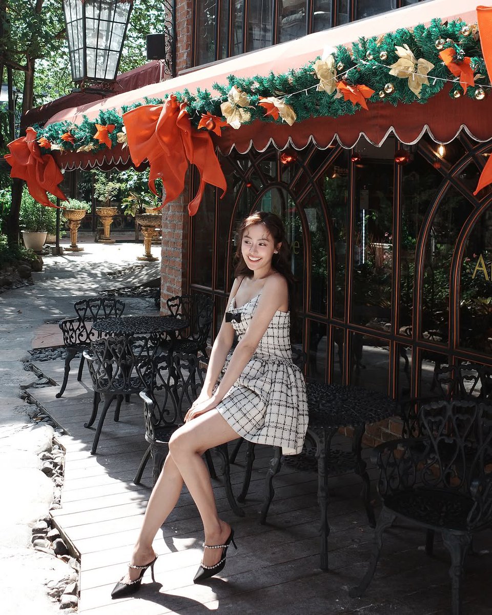 โห สวยมาก สวยแบบ สวยอะ อิษยาเกิดมาเพื่อเป็นคนสวยที่สุดในโลกจริงๆด้วย😭🫵🏻🤍

  #อุ้มอิษยา #Oomeisaya ✨