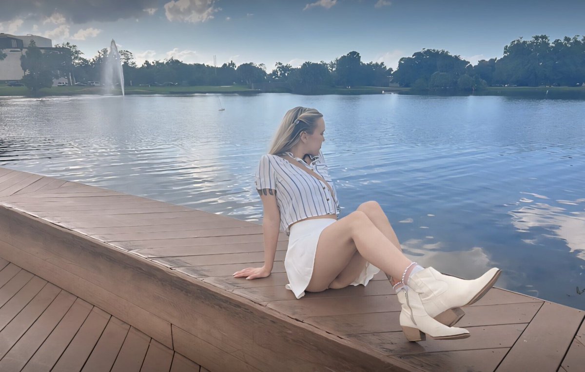 bambirelates's tweet photo. Ready for a park date? 🌳✨ Spice things up with these intimate Qs:

Craziest thing you’ve done in public?
How would you spend your last day on earth?
First thing you'd buy if $$ wasn’t an issue?
Do you ever feel lonely?
#DatingQuestions #relationshipgoals #RelationshipAdvice https://t.co/t756EG7odZ