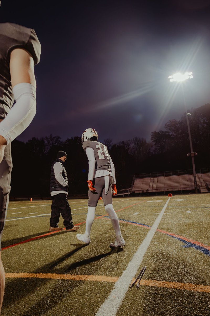 Full Season Highlights! Year 3

hudl.com/v/2QdTrr

<a href="/broadneckfb/">Broadneck Football</a>